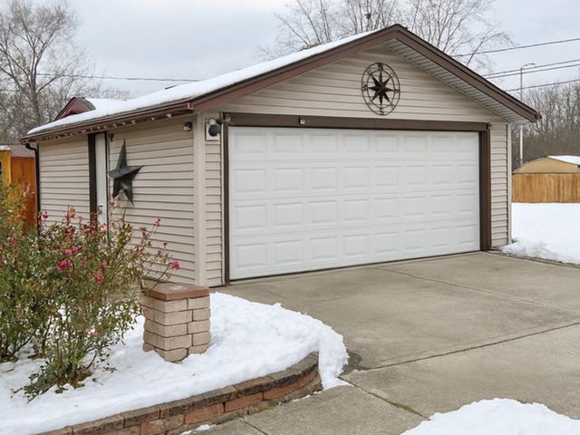 214 Eastgate Avenue, Chicago Heights, IL 60411