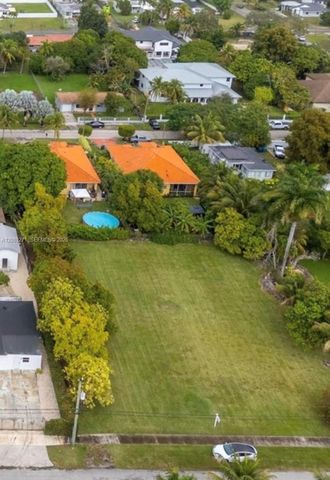 25 NW 160th Street, Miami, FL 33169