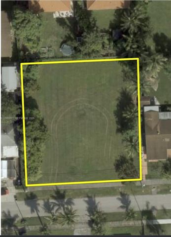 25 NW 160th Street, Miami, FL 33169