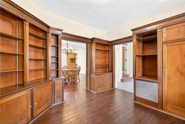 358 Iroquois Place, Beaver, PA 15009