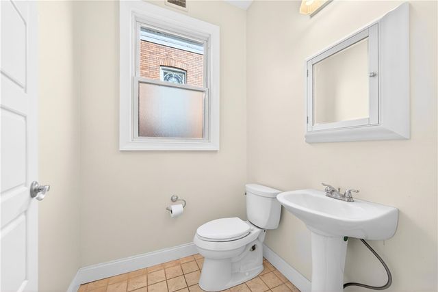 358 Iroquois Place, Beaver, PA 15009