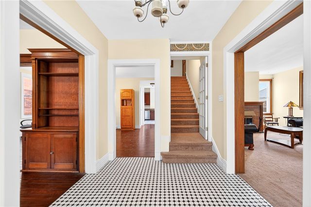 358 Iroquois Place, Beaver, PA 15009