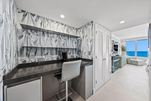 1225 S Ocean Boulevard 404, Delray Beach, FL 33483