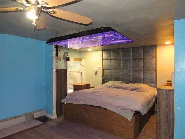 4 Linden Ct, New Bedford, MA 02740