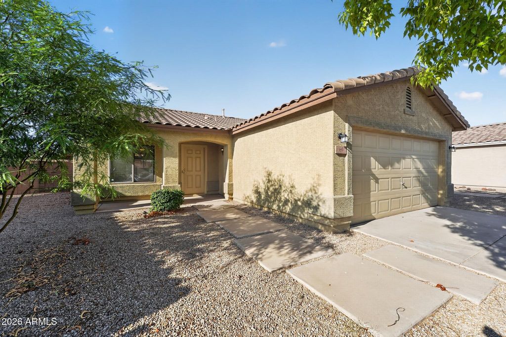 69 E CORAL BEAN Drive, San Tan Valley, AZ 85143 — exterior