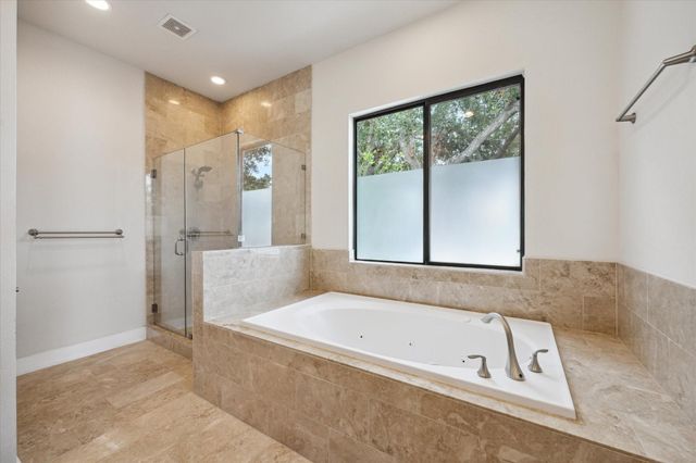 4205 Koehler Street A, Houston, TX 77007