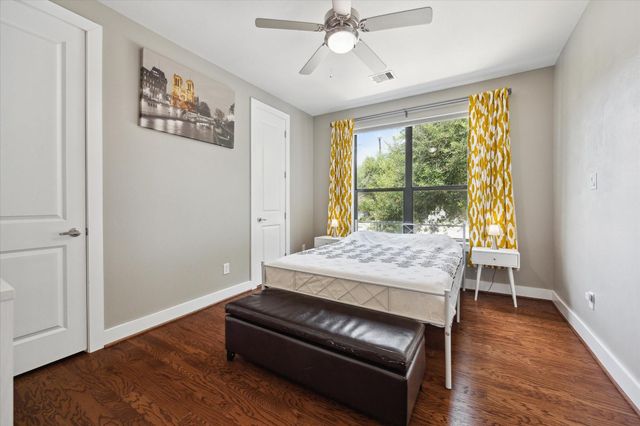4205 Koehler Street A, Houston, TX 77007