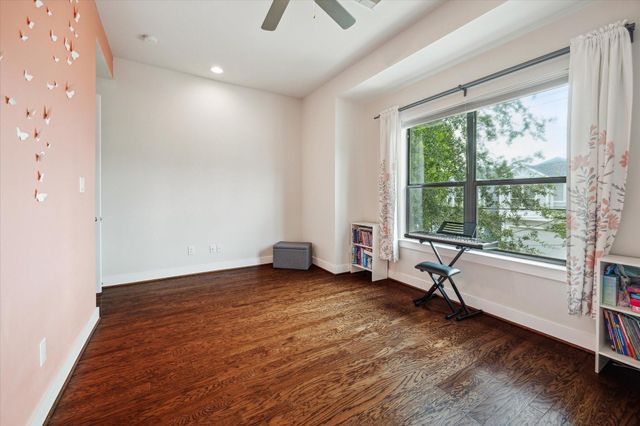 4205 Koehler Street A, Houston, TX 77007