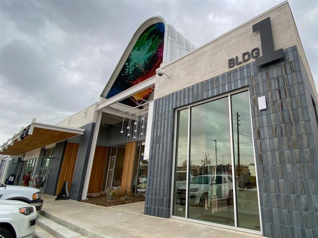 4205 Koehler Street A, Houston, TX 77007