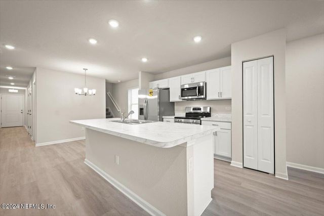 844 HARTSHILL Place, Jacksonville, FL 32218