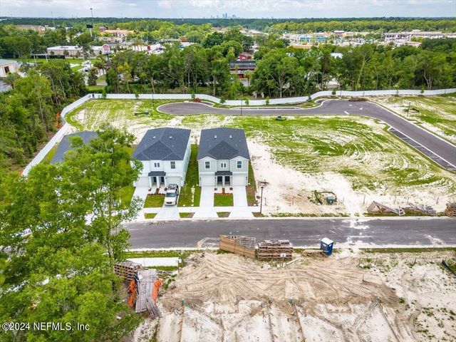844 HARTSHILL Place, Jacksonville, FL 32218