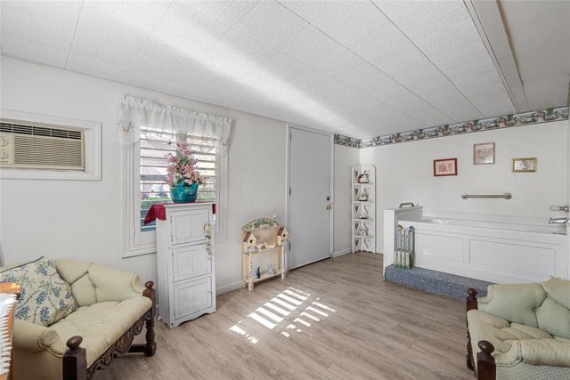 1904 Amy Drive, Baytown, TX 77520