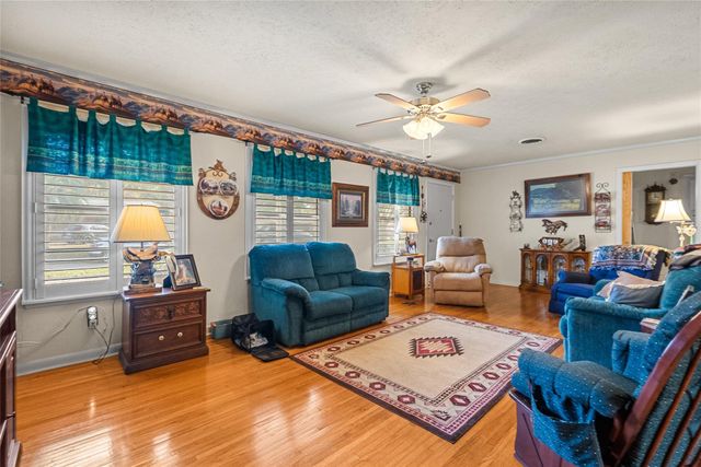 1904 Amy Drive, Baytown, TX 77520