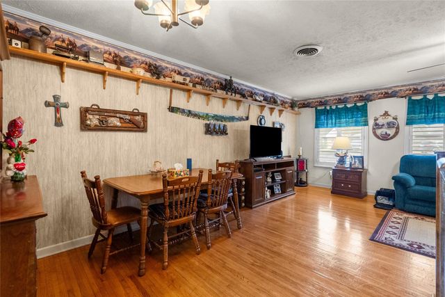 1904 Amy Drive, Baytown, TX 77520