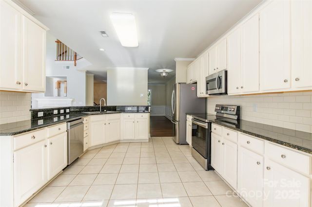 606 Clouds Way, Rock Hill, SC 29732