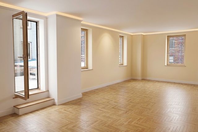 106 Central Park S Apt 4J, New York City, NY 10019