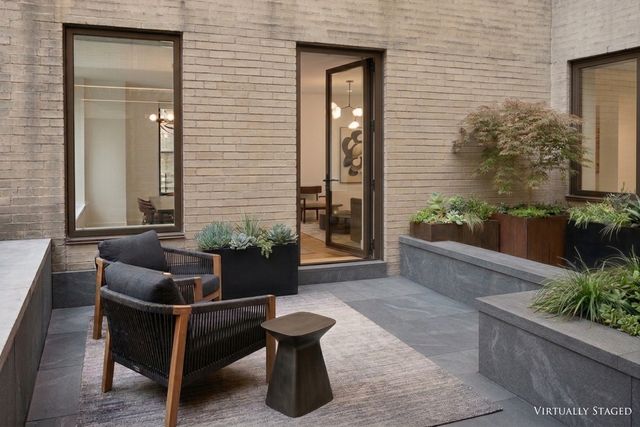 106 Central Park S Apt 4J, New York City, NY 10019