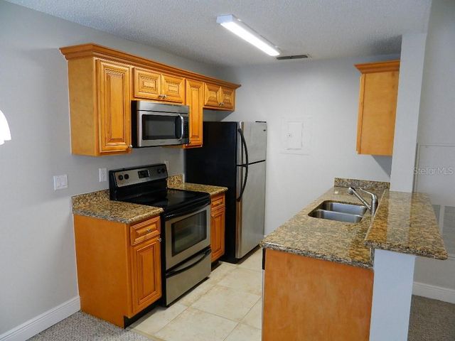 2593 GRASSY POINT DRIVE 205, Lake Mary, FL 32746