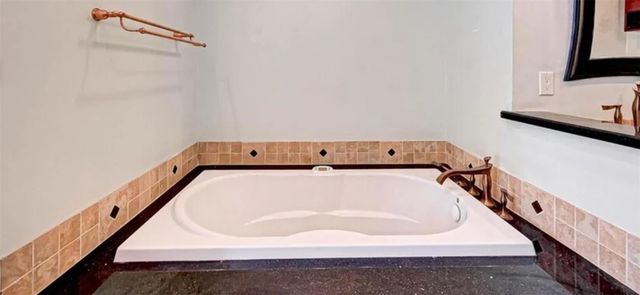6315 Crab Orchard Road 9, Houston, TX 77057
