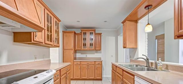 6315 Crab Orchard Road 9, Houston, TX 77057