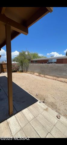 7434 E 24th Street, Tucson, AZ 85710