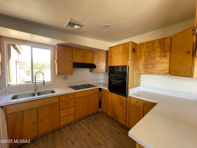 7434 E 24th Street, Tucson, AZ 85710