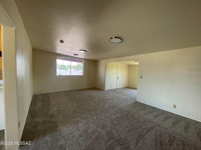 7434 E 24th Street, Tucson, AZ 85710