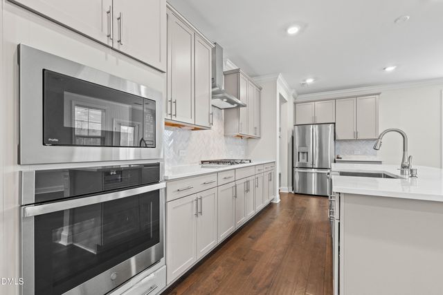 3025 Equinox Court, Apex, NC 27502