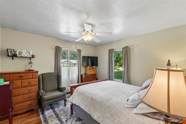 2313 E 25th Street, Des Moines, IA 50317