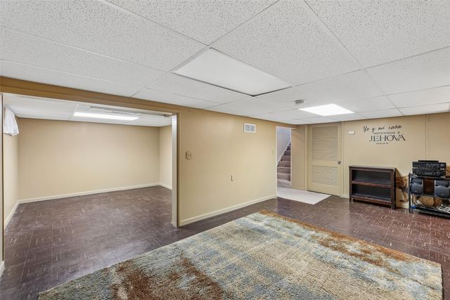 2313 E 25th Street, Des Moines, IA 50317