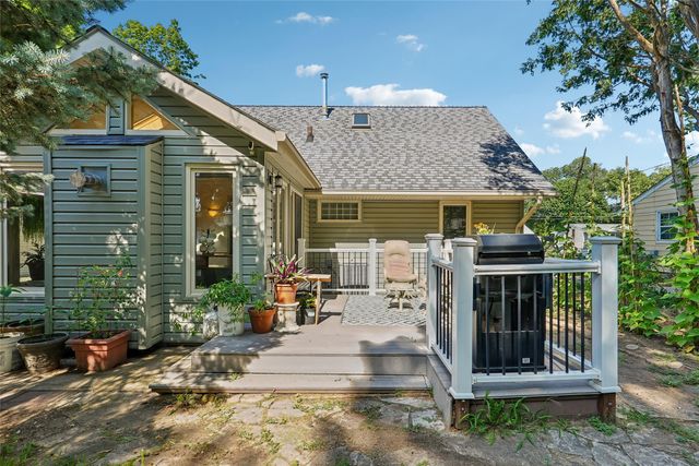 2313 E 25th Street, Des Moines, IA 50317