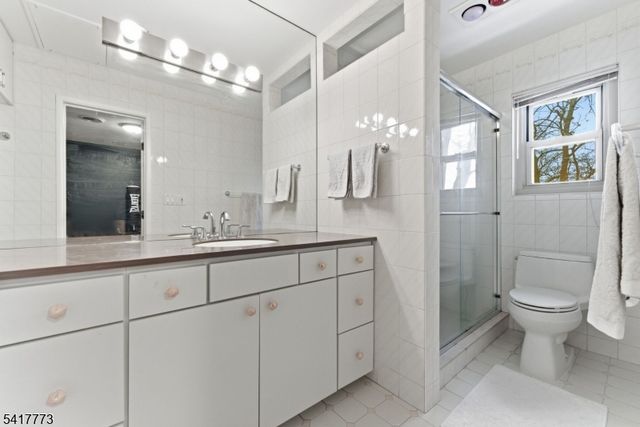 361 Claremont Ave 11, Montclair Twp., NJ 07042