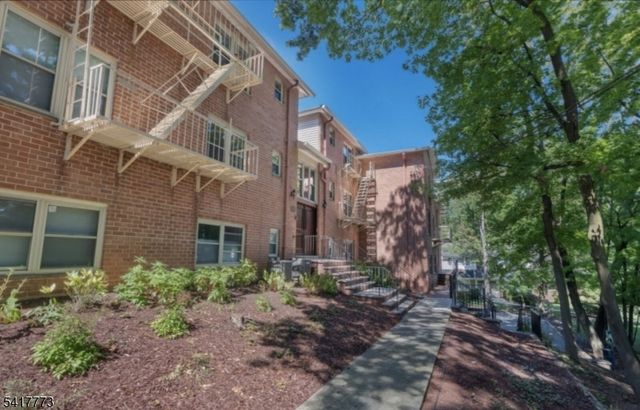 361 Claremont Ave 11, Montclair Twp., NJ 07042