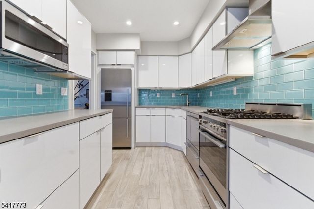 361 Claremont Ave 11, Montclair Twp., NJ 07042