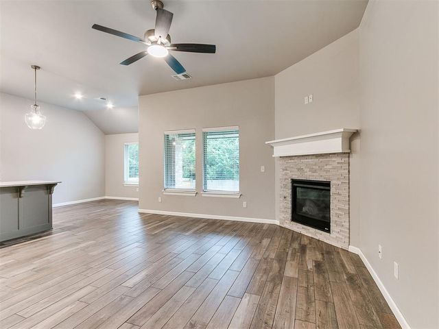 8400 Rainier Street, Edmond, OK 73034