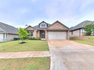 8400 Rainier Street, Edmond, OK 73034