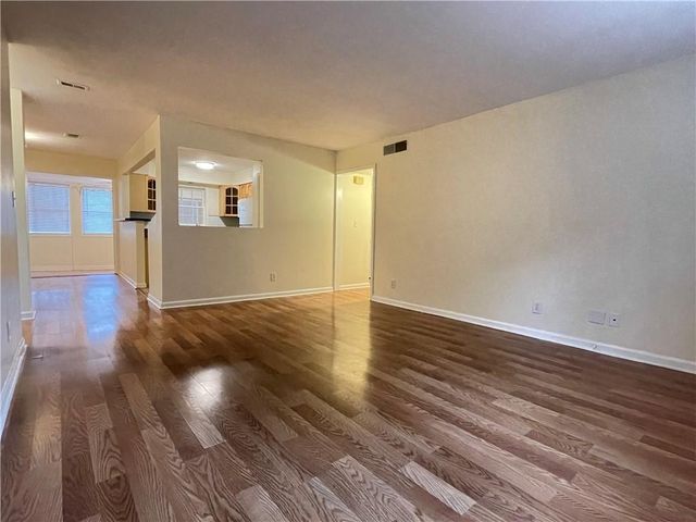 59 Lamsden NW Lane, Atlanta, GA 30327