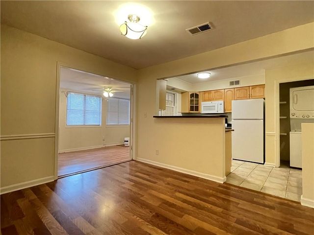 59 Lamsden NW Lane, Atlanta, GA 30327