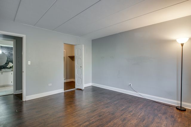 218 E Bailey Road F, Naperville, IL 60565