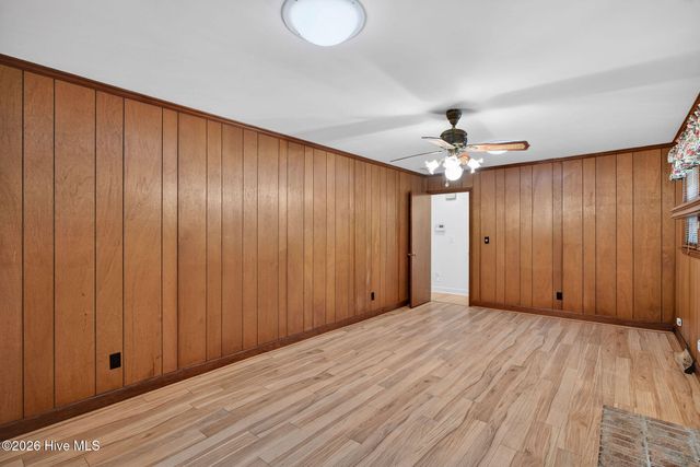 3933 Sweetbriar Road, Wilmington, NC 28403