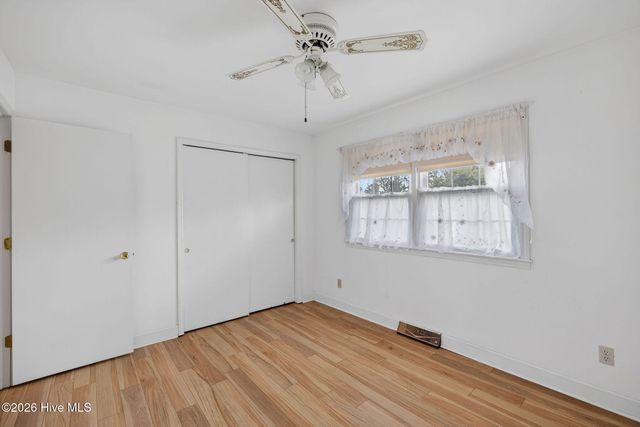 3933 Sweetbriar Road, Wilmington, NC 28403