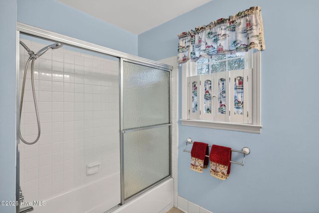 3933 Sweetbriar Road, Wilmington, NC 28403