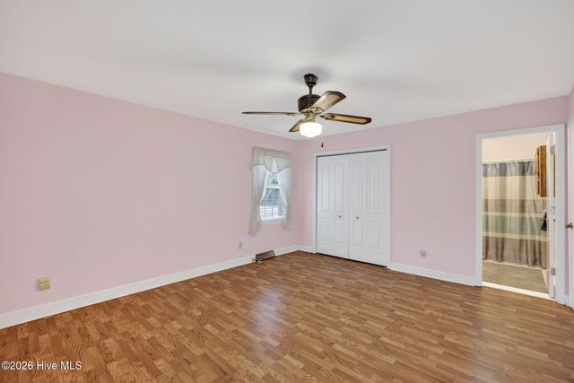 3933 Sweetbriar Road, Wilmington, NC 28403