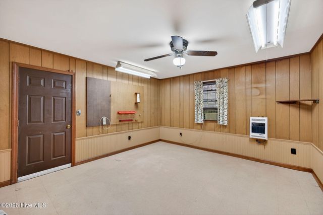 3933 Sweetbriar Road, Wilmington, NC 28403