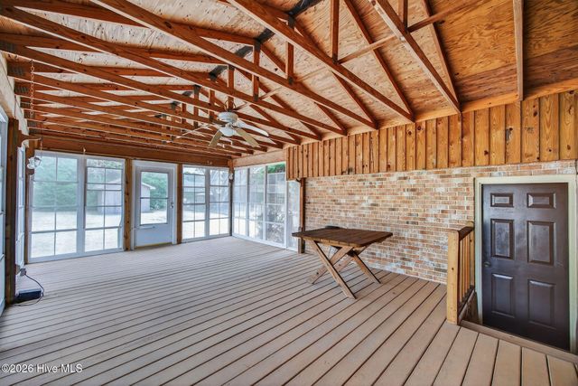 3933 Sweetbriar Road, Wilmington, NC 28403