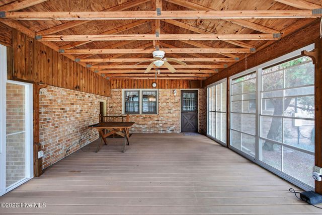 3933 Sweetbriar Road, Wilmington, NC 28403