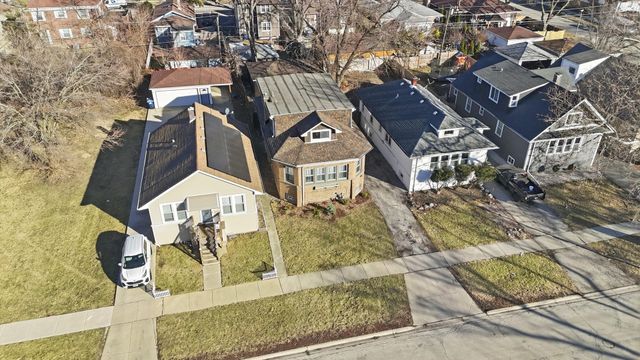 1929 S 3rd Avenue, Maywood, IL 60153