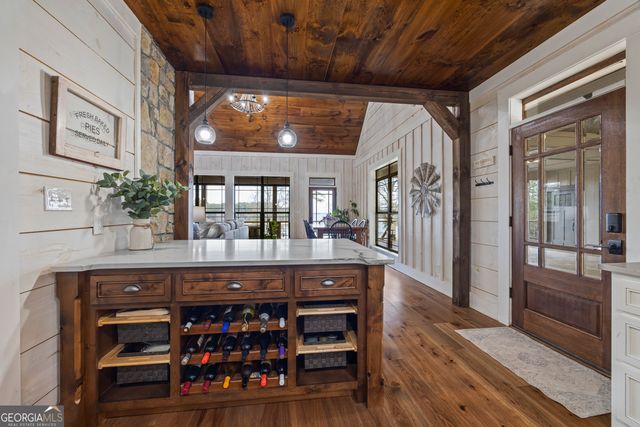 300 Black Point Drive, Hartwell, GA 30643