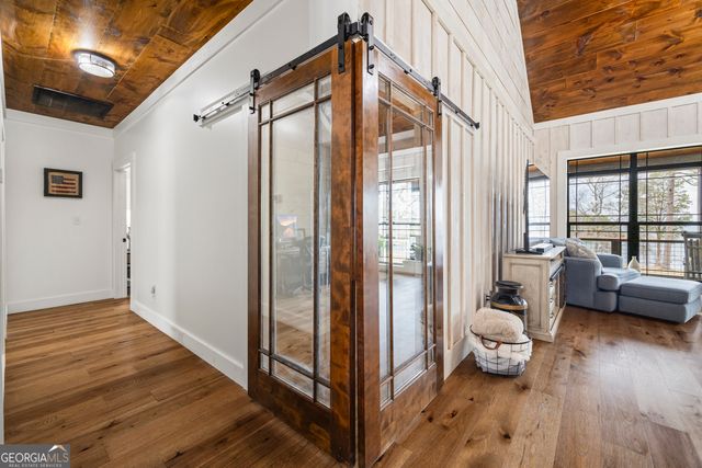 300 Black Point Drive, Hartwell, GA 30643