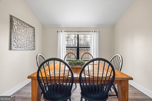 300 Black Point Drive, Hartwell, GA 30643